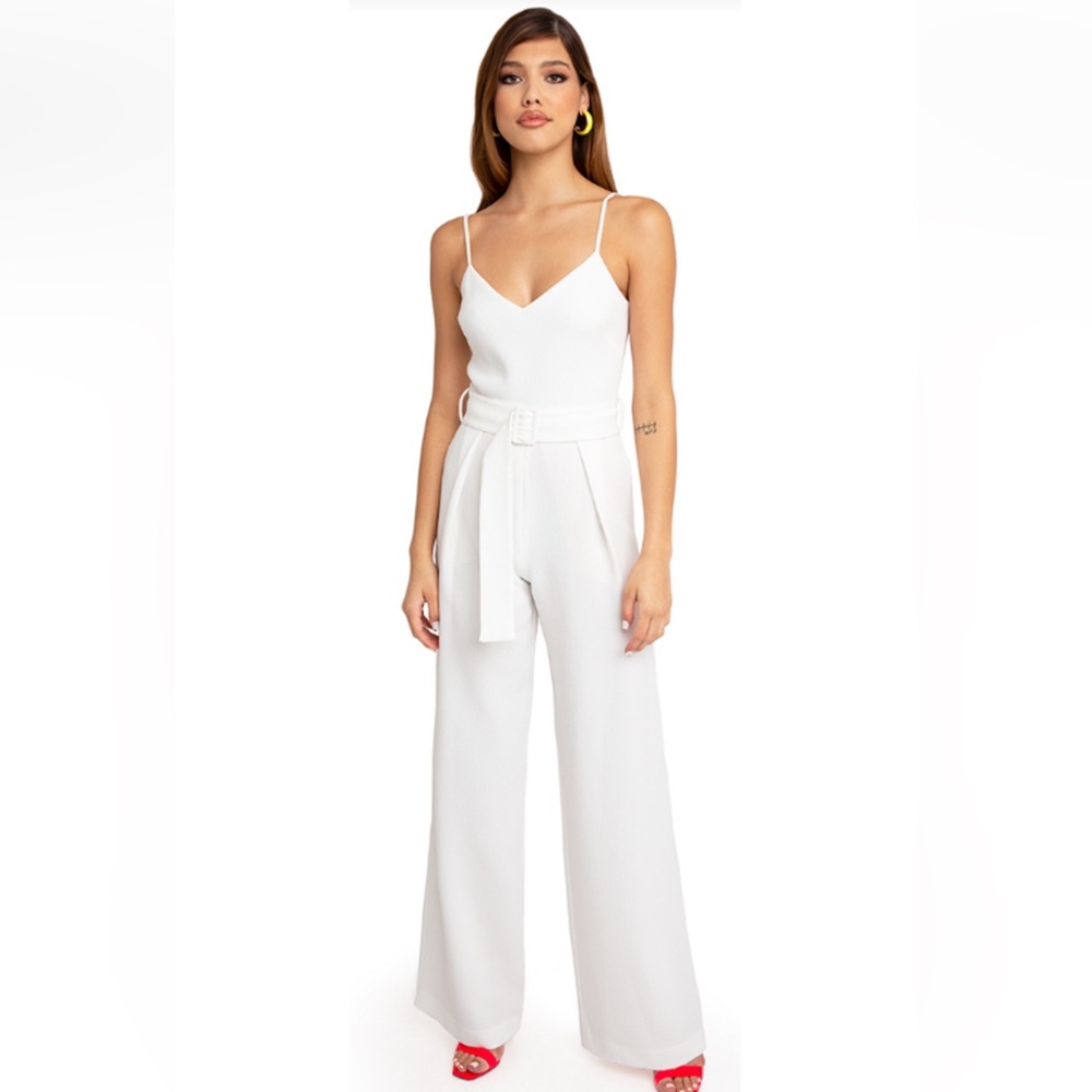 Black Halo ‘Evie Jumpsuit’ in Sugar